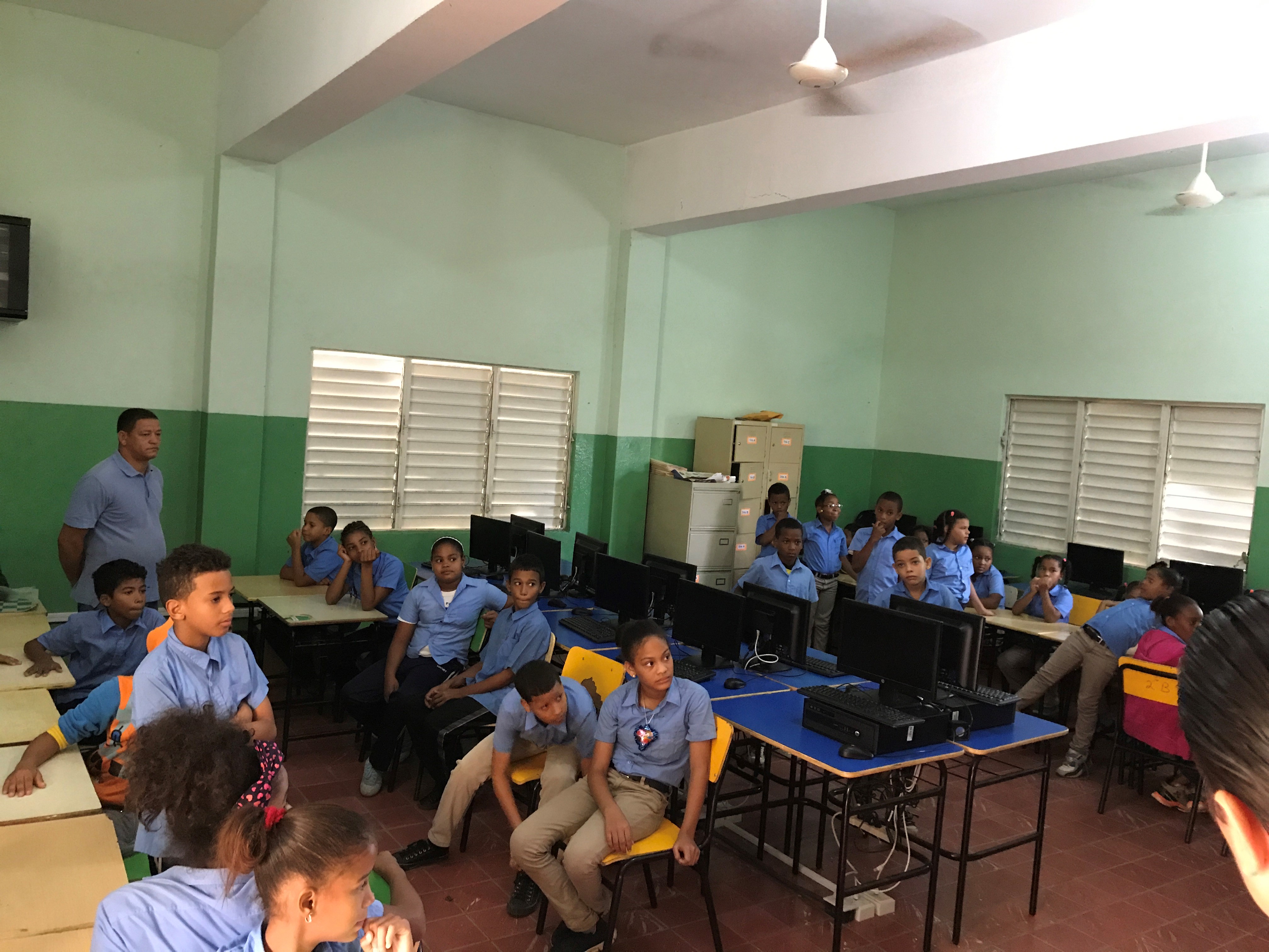 Simultánea Escuela Básica Sánchez Ramírez, Cotuí - Noviembre 17, 2017
