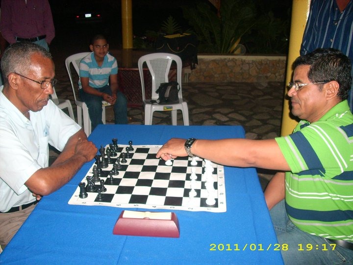 Nelson Castillo conquista torneo de ajedrez superior provincia Sánchez Ramírez - Enero 28, 2011